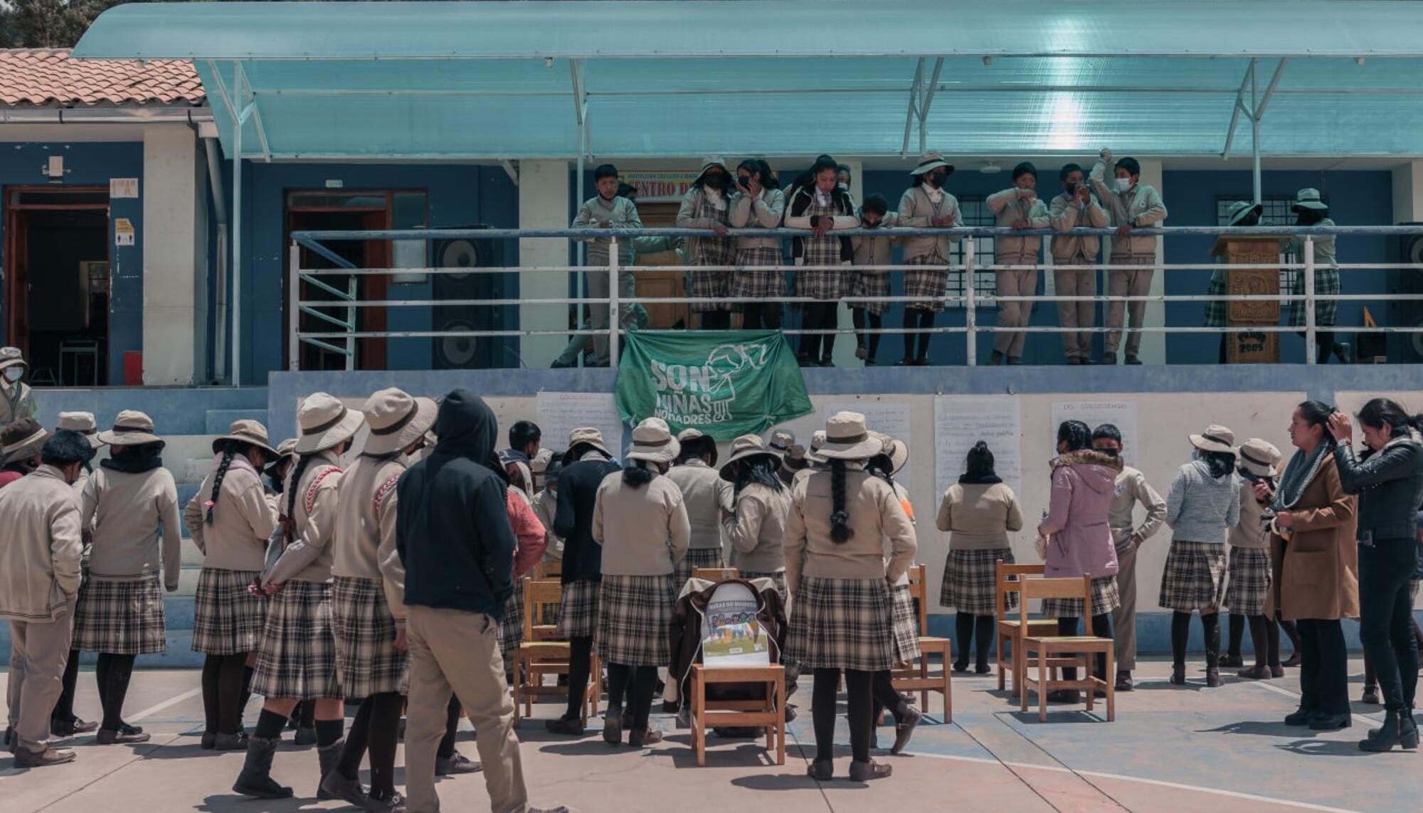 Concentración del movimiento "No son niñas, son madres" en Perú.